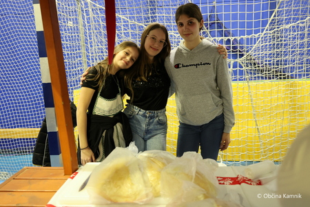 Ko v naši dolini zadiši  (24)